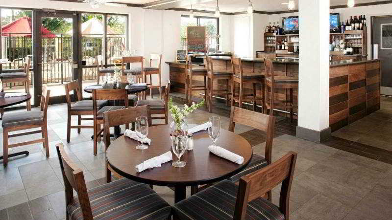 Four Points By Sheraton Fort Myers Airport Zewnętrze zdjęcie