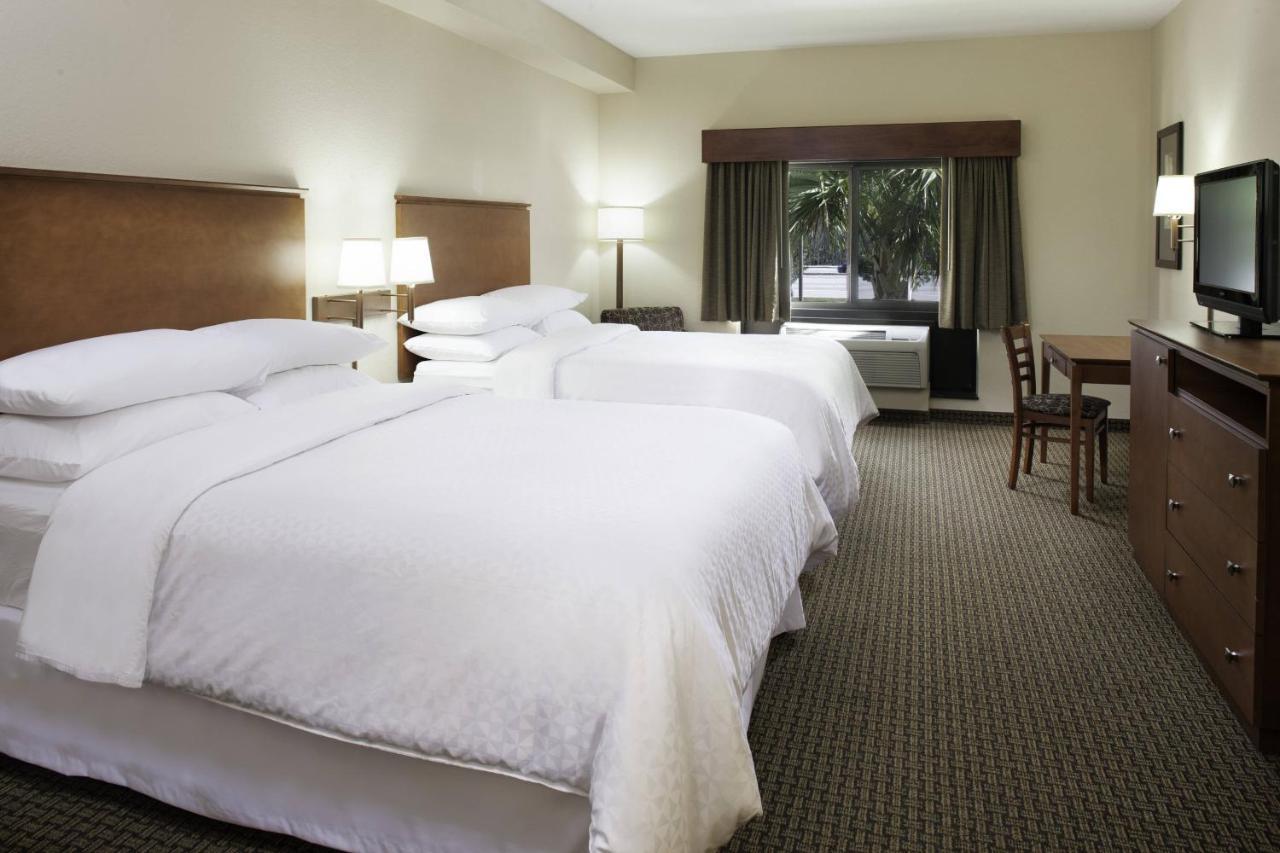 Four Points By Sheraton Fort Myers Airport Zewnętrze zdjęcie